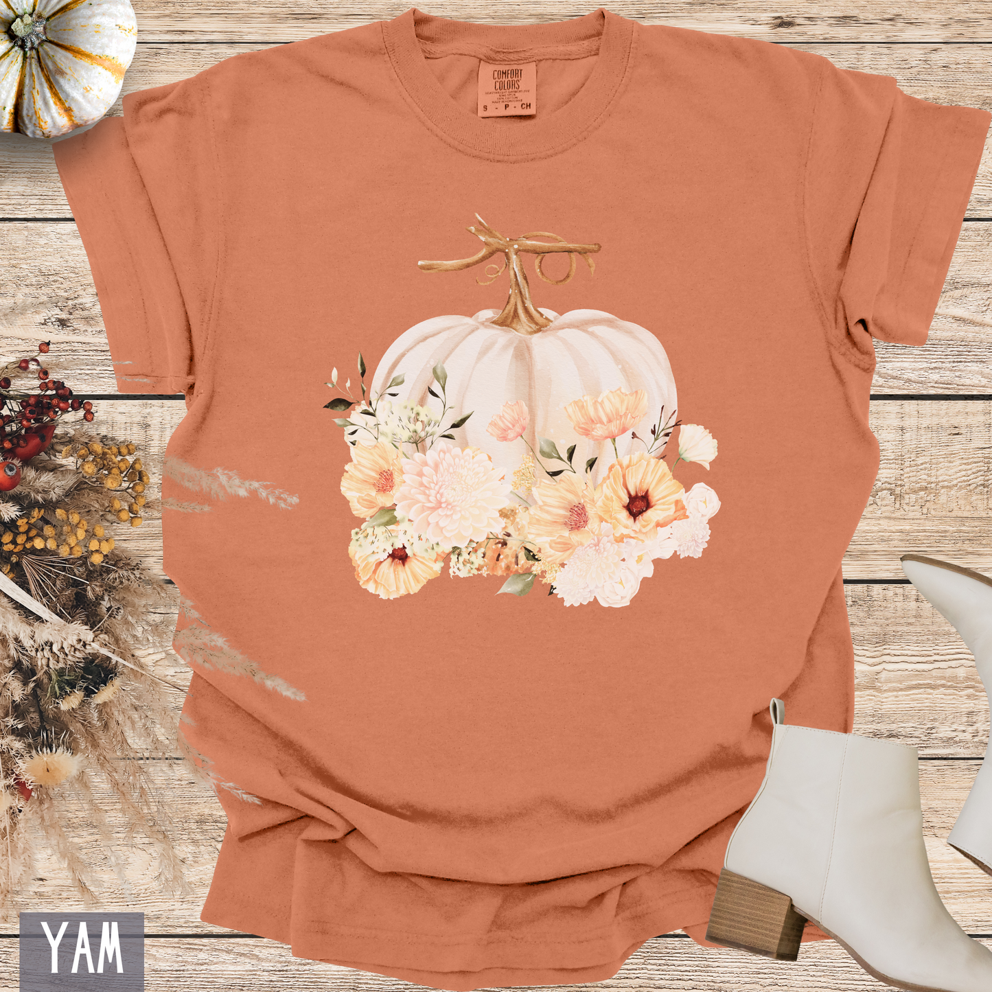 Vintage Retro Autumn Pumpkin with Flowers Custom Design T-shirt